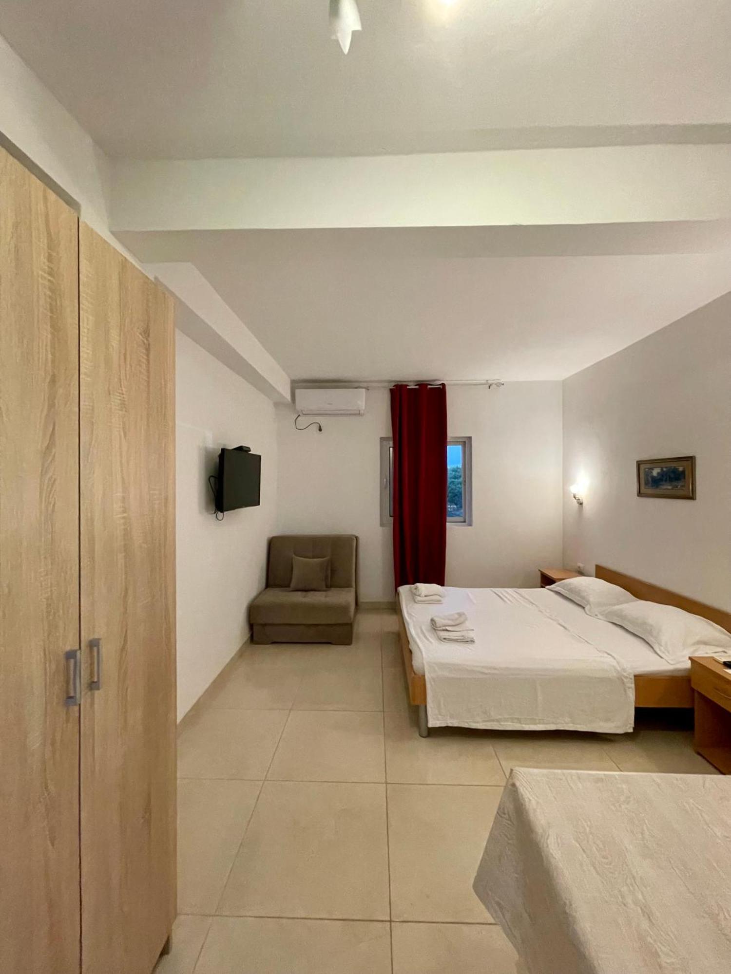 Mar Nero Apartments Bregvija Bagian luar foto