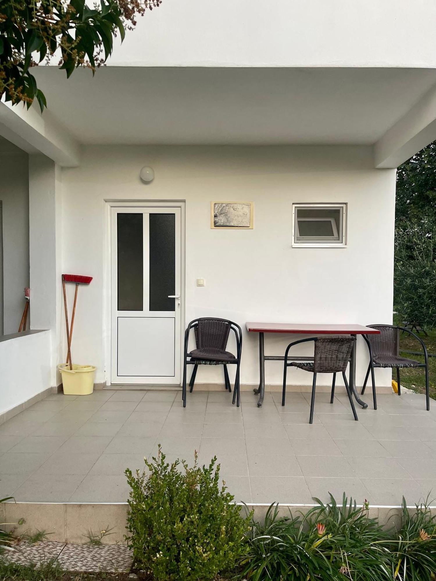 Mar Nero Apartments Bregvija Bagian luar foto