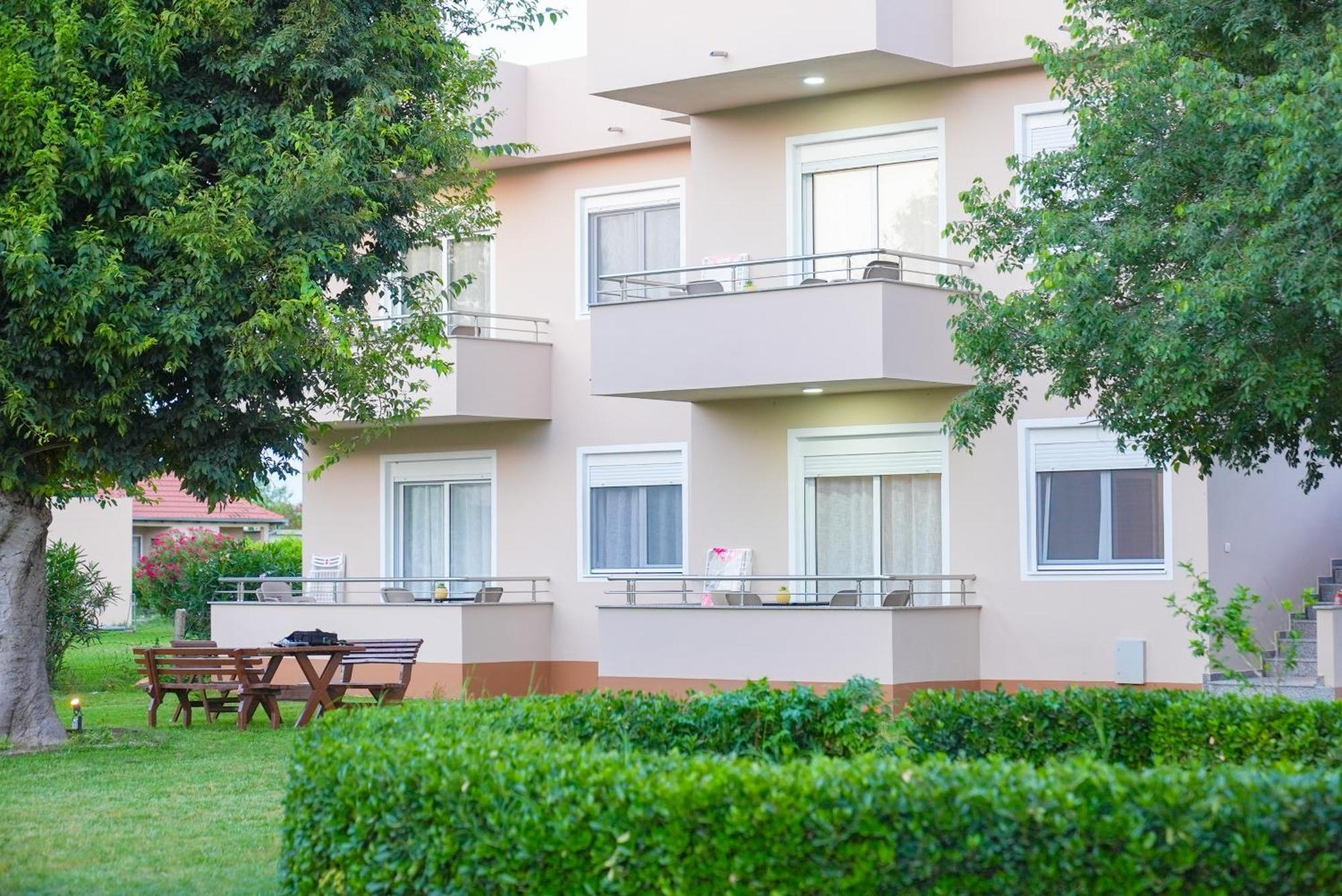 Mar Nero Apartments Bregvija Bagian luar foto